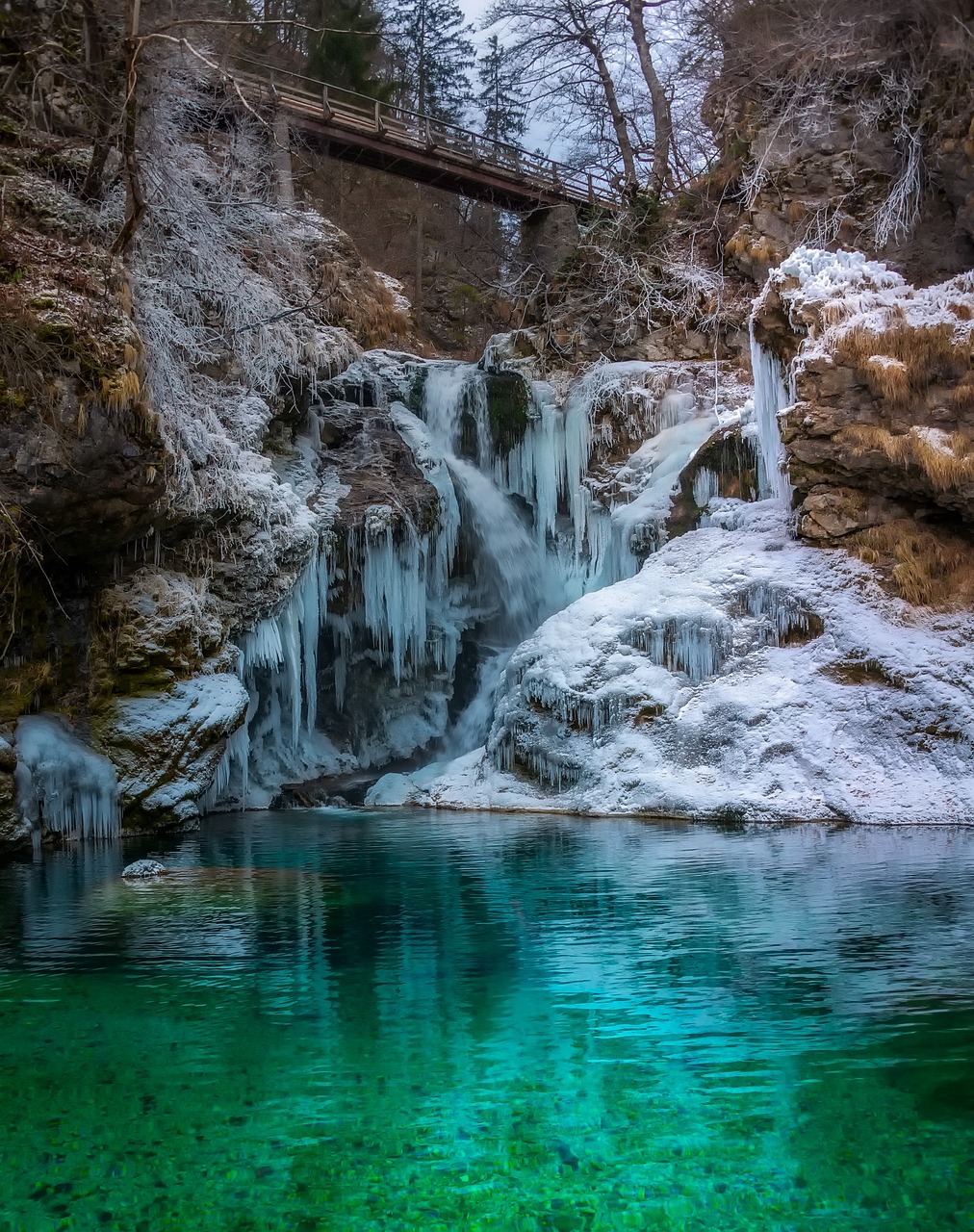 宣城市宣州区碧雪桥(敬亭山风景名胜区西南侧约150米)